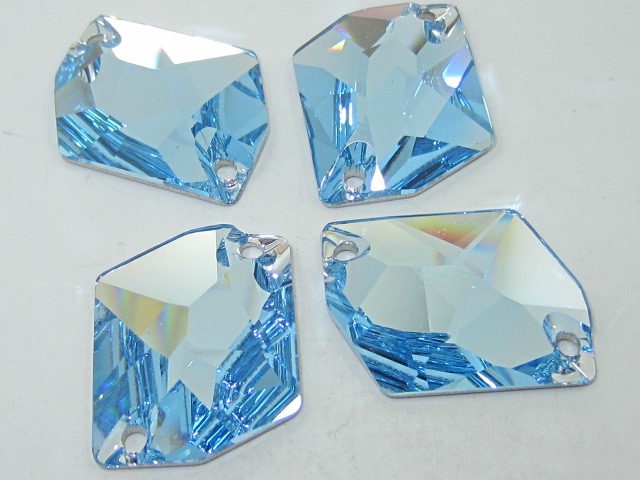 4pcs. COSMIC 26X21mm AQUAMARINE SEW ON FLATBACK European Rhinestones